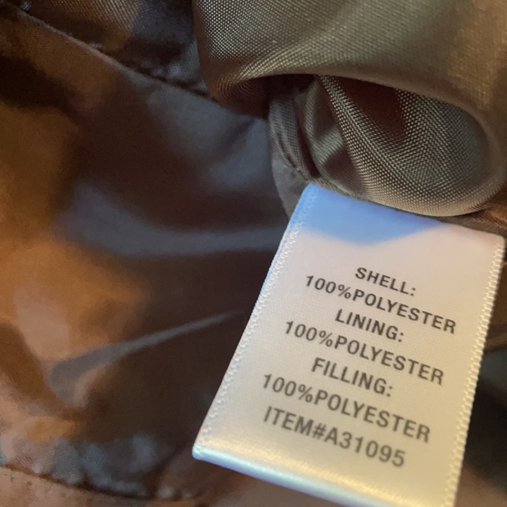 ❤️ 5 for $15 bundle item.  Appleseed brand brown/dark olive quilted vest - Picture 6 of 6
